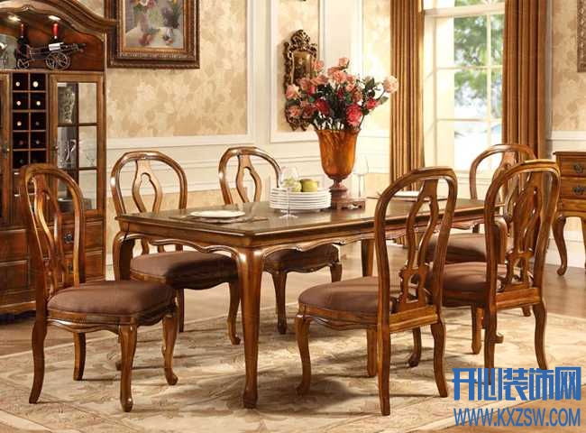 家用餐桌材质该如何选择，实木餐桌与大理石餐桌有什么区别