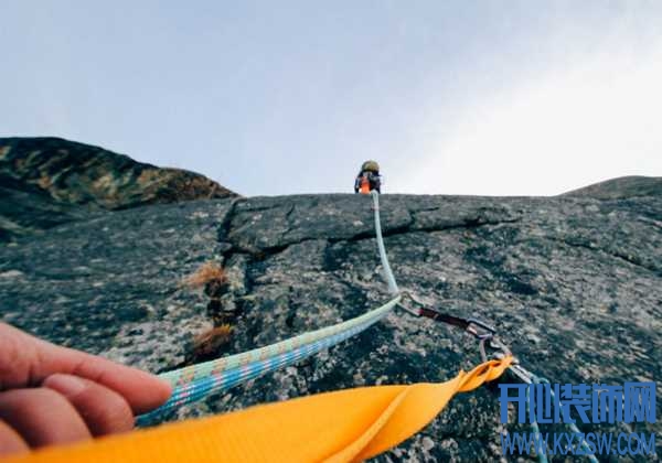 坚持攀岩对身体具备哪些好处，攀岩的入手苦难吗，危不危险